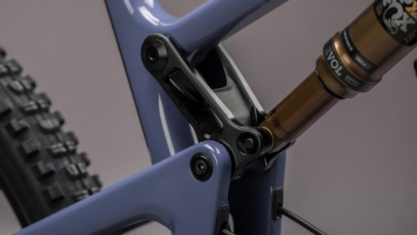 Design details of Carbon Detail