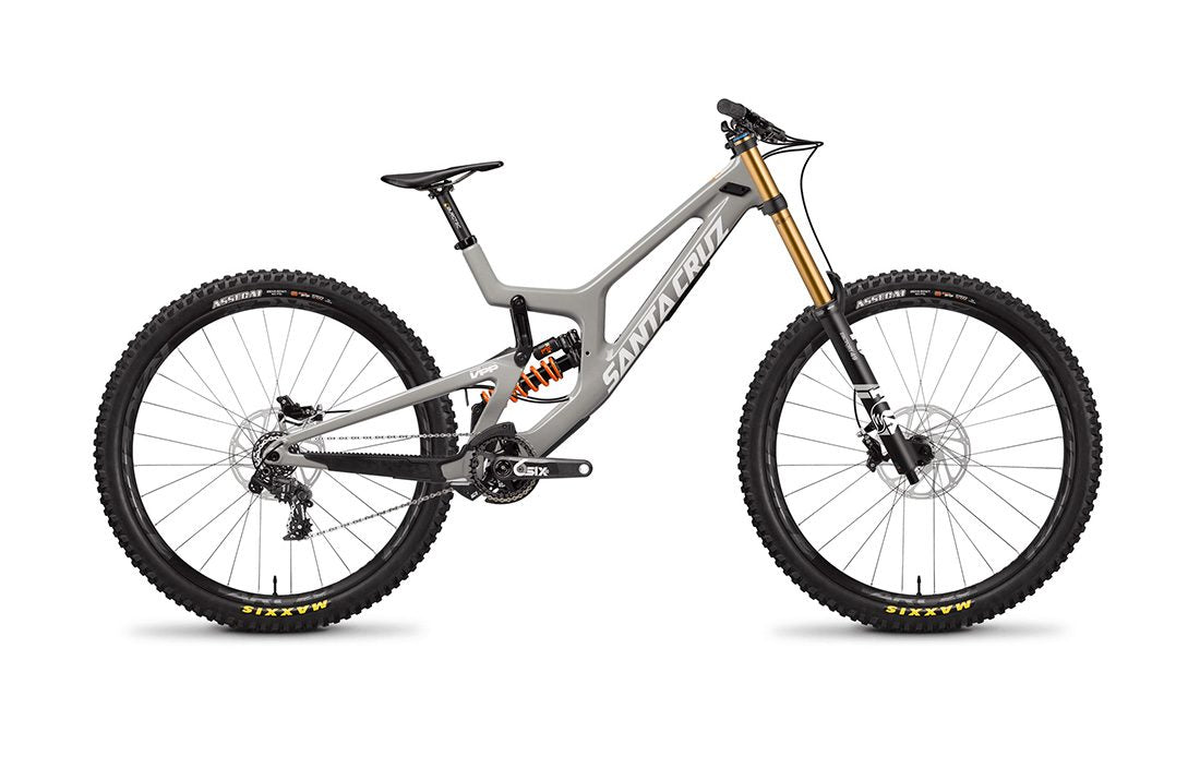 V10 Carbon Hero